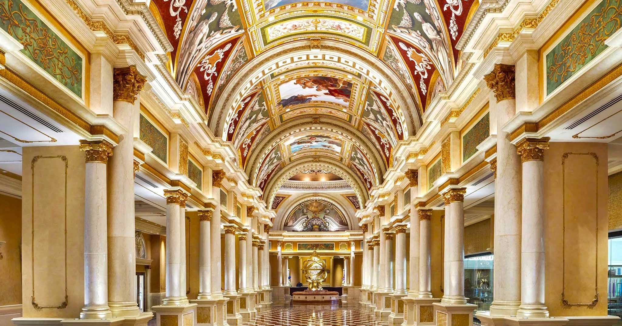 Best Luxury Hotel in Las Vegas